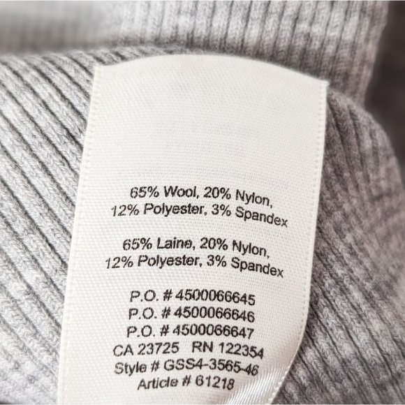 ❌SOLD❌ WILFRED Croquis Sweater  Ribbed Off Shoulder Light Grey Aritzia - Picture 9 of 11